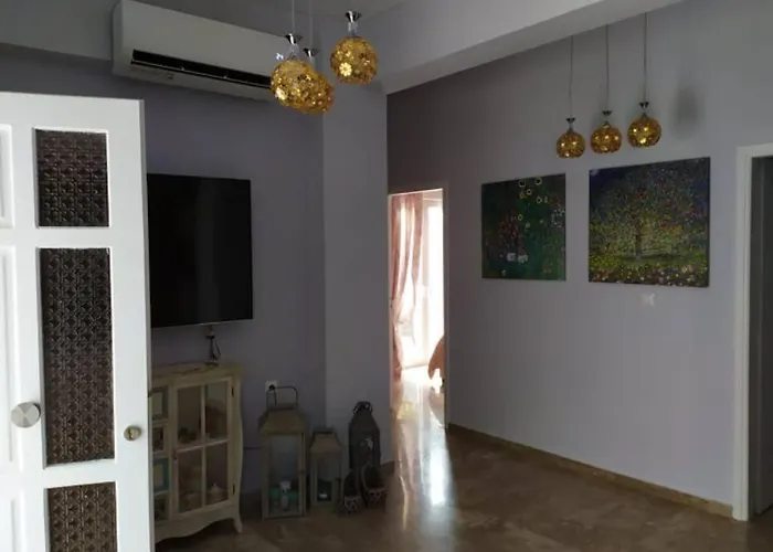 Iris By Amanakis Family