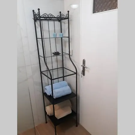 Iris By Amanakis Family 펜션