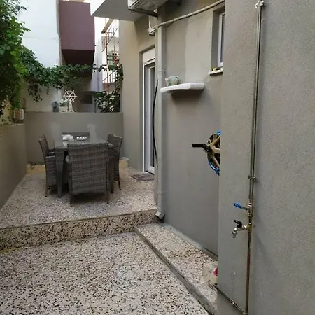 펜션 Iris By Amanakis Family 헐소니소스