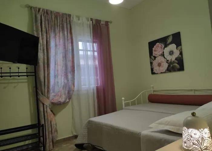 בית נופש Iris By Amanakis Family *